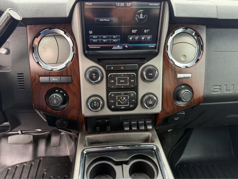 Used 2014 Ford F250 Lariat w/ Chrome Package image 13