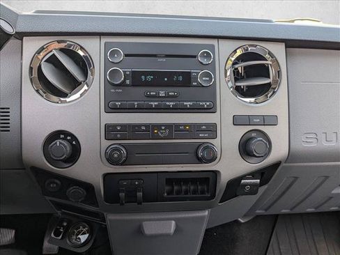 Used 2016 Ford F450 XLT w/ XLT Value Package AWD/4WD image 13