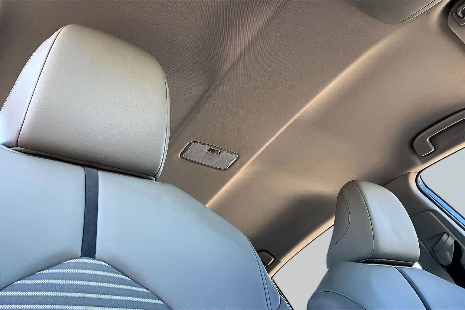 Used 2023 Toyota Camry SE FWD image 14