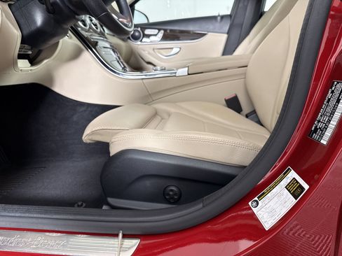 Used 2018 Mercedes-Benz C 300 Sedan w/ Premium Package image 14