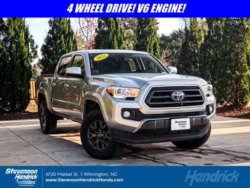 Used 2022 Toyota Tacoma SR5 image 1