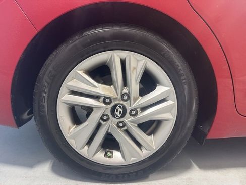 Used 2019 Hyundai Elantra Value Edition image 6