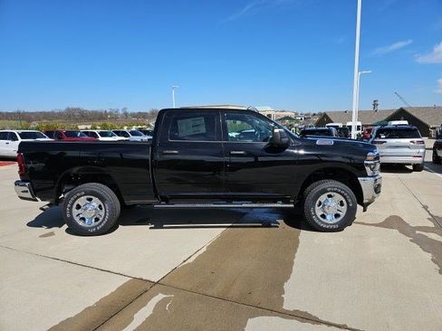 New 2026 RAM 2500 Tradesman AWD/4WD image 7