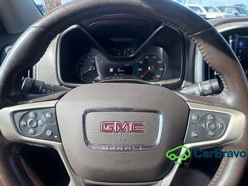 Used 2022 GMC Canyon Denali AWD/4WD image 14