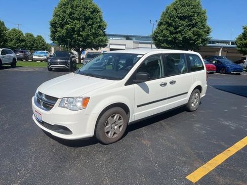 Used 2013 Dodge Grand Caravan American Value Package FWD image 7