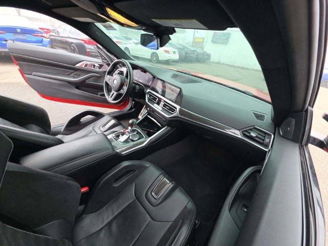 Used 2021 BMW M4 Competition w/ Executive Package RWD image 6