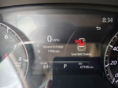 Used 2020 Toyota Highlander XLE AWD/4WD image 31