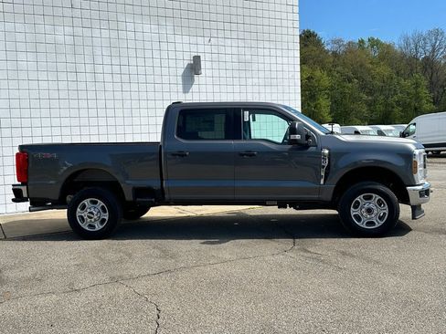New 2026 Ford F350 XLT AWD/4WD image 4