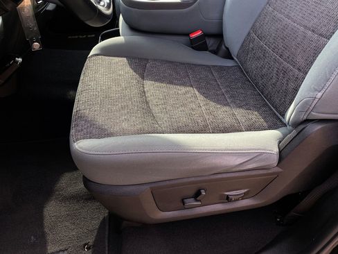 Used 2019 RAM 1500 Big Horn image 13