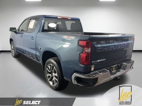 Used 2024 Chevrolet Silverado 1500 LT AWD/4WD image 4