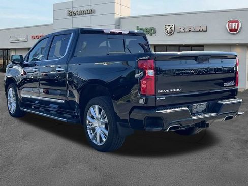 Used 2024 Chevrolet Silverado 1500 High Country w/ High Country Premium Package AWD/4WD image 5