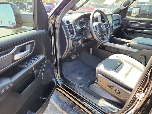 Used 2024 RAM 1500 Lone Star image 12