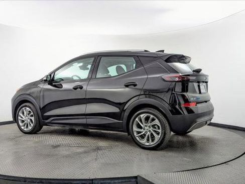 Used 2023 Chevrolet Bolt EUV LT FWD image 6
