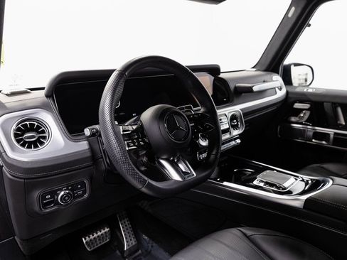 Certified 2025 Mercedes-Benz G 63 AMG 4MATIC image 9