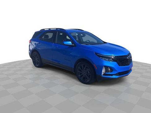 Certified 2024 Chevrolet Equinox RS FWD image 2
