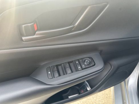 Certified 2026 Toyota Prius Plug-In Hybrid FWD image 16