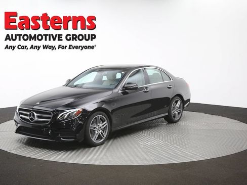 Used 2020 Mercedes-Benz E 450 4MATIC Sedan w/ Parking Assistance Package image 57