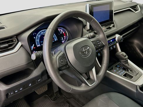 Used 2024 Toyota RAV4 XLE w/ Convenience Package AWD/4WD image 18