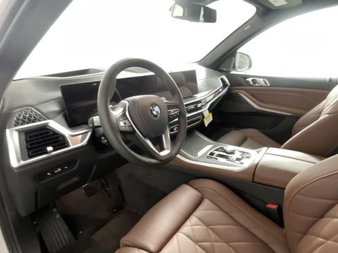 Certified 2024 BMW X5 xDrive40i w/ Premium Package image 12