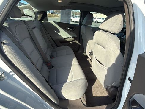 Used 2024 Chevrolet Malibu LT image 20