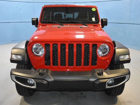 Used 2023 Jeep Gladiator Sport image 21