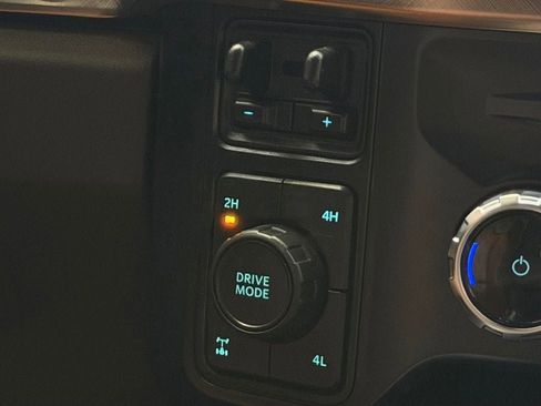 Used 2023 Ford F250 King Ranch image 18