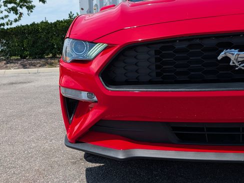 Used 2020 Ford Mustang Premium RWD image 9