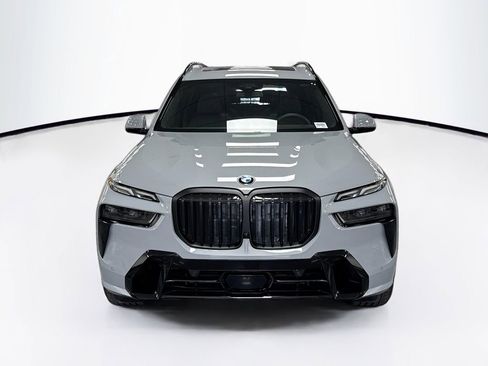 New 2026 BMW X7 xDrive40i image 2