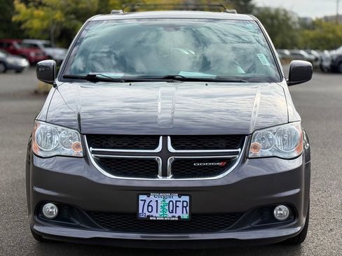 Used 2019 Dodge Grand Caravan SXT FWD image 8