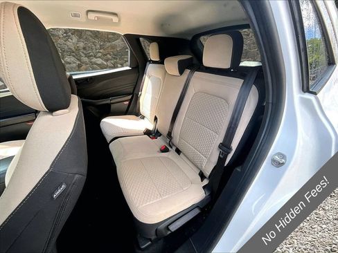 Used 2022 Ford Escape SE AWD/4WD image 23