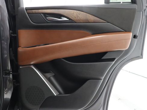 Used 2016 Cadillac Escalade Premium AWD/4WD image 44