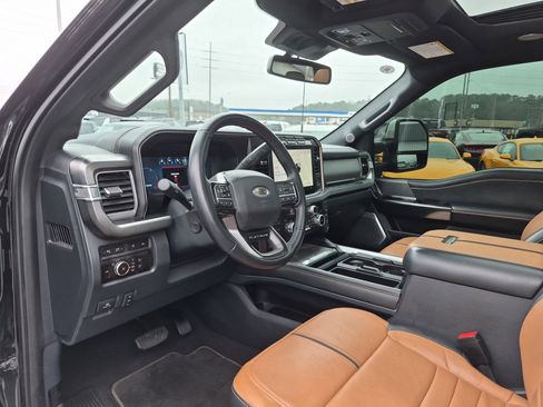 Used 2024 Ford F250 Platinum w/ Tremor Off-Road Package image 20