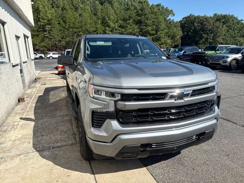 Used 2026 Chevrolet Silverado 1500 RST w/ RST Select Package AWD/4WD image 3