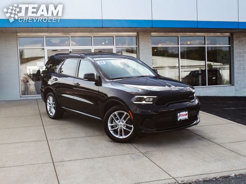 Used 2025 Dodge Durango GT AWD/4WD image 1