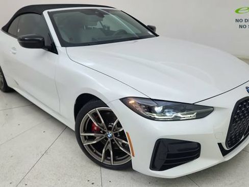 Used 2024 BMW M440i Convertible w/ Premium Package RWD image 91