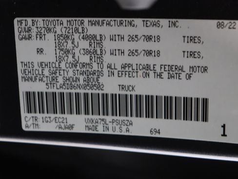 Used 2022 Toyota Tundra SR5 w/ SR5 Premium Package AWD/4WD image 42