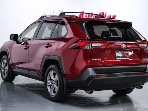 Used 2023 Toyota RAV4 XLE image 11