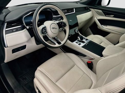 Used 2026 Jaguar F-PACE R-Dynamic S AWD/4WD image 9