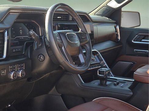 Used 2024 GMC Sierra 1500 Denali Ultimate image 21