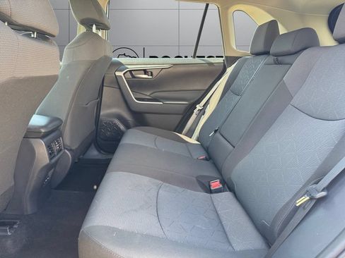 Certified 2025 Toyota RAV4 XLE AWD/4WD image 16