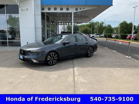 Used 2026 Honda Accord Touring image 1