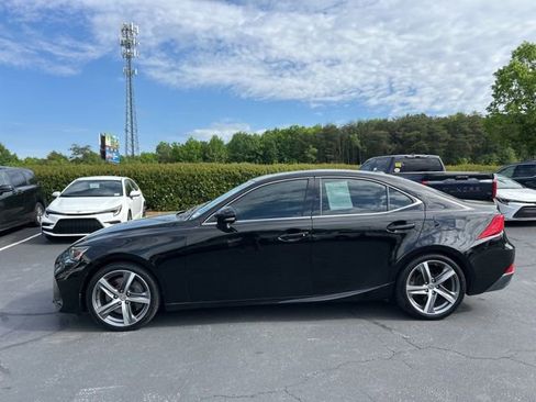 Used 2017 Lexus IS 200t w/ Premium Package RWD image 10