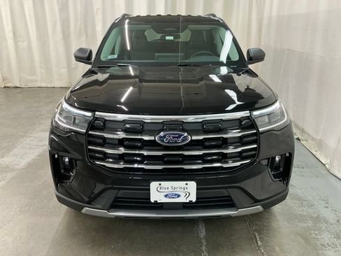 New 2026 Ford Explorer Active w/ Active Comfort Package AWD/4WD image 11