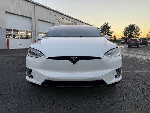 Used 2016 Tesla Model X P90D image 11
