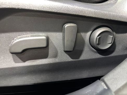 Used 2024 Subaru Outback Premium AWD/4WD image 22