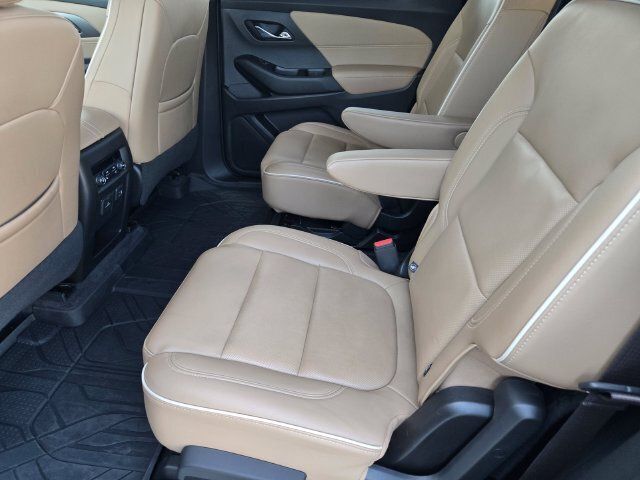 Used 2022 Chevrolet Traverse Premier w/ LPO, Floor Liner Package AWD/4WD image 15