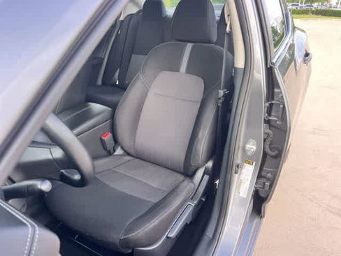 Used 2024 Nissan Sentra SV FWD image 11