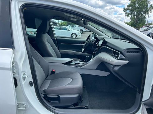 Used 2023 Toyota Camry LE image 14