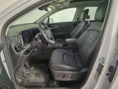 Certified 2025 Kia Sportage SX image 21