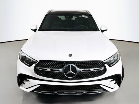 New 2026 Mercedes-Benz GLC 300 4MATIC image 2